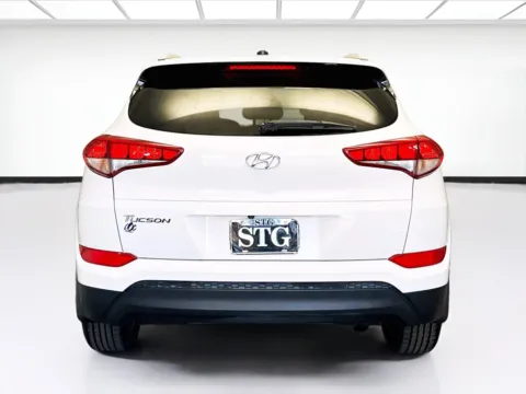 More photos of 2016 Hyundai Tucson SE at STG Chandler, AZ