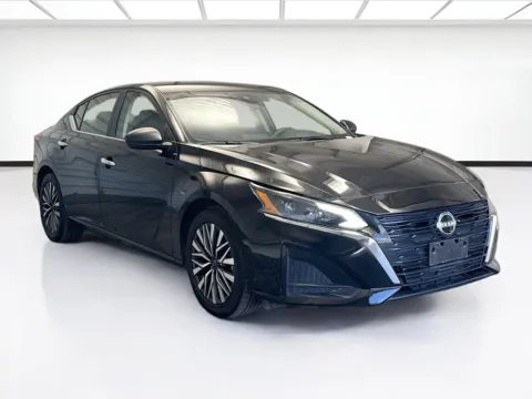 Another view of 2024 Nissan Altima 2.5 SV for sale in Chandler, AZ at STG Chandler