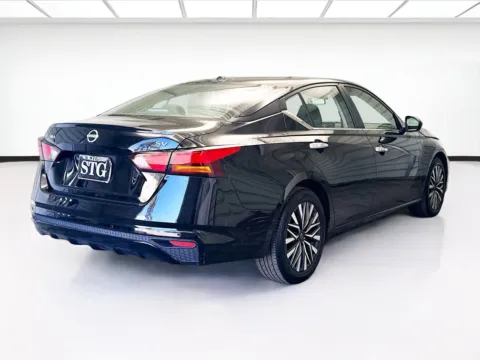 More photos of 2024 Nissan Altima 2.5 SV at STG Chandler, AZ