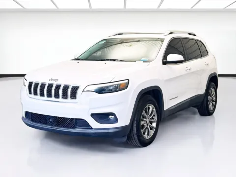 White 2021 Jeep Cherokee Latitude Lux for sale in Chandler, AZ