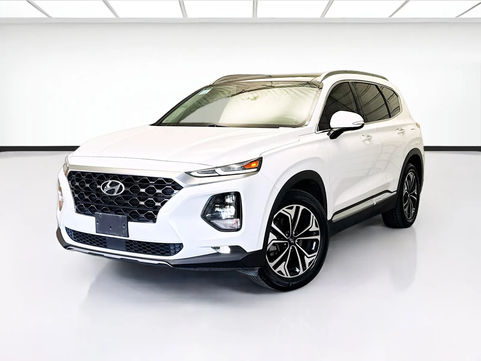 White 2019 Hyundai Santa Fe Limited for sale in Chandler, AZ