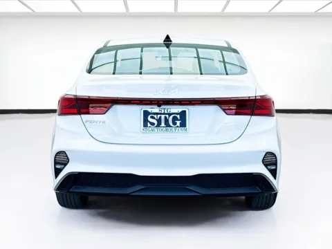 More photos of 2022 Kia Forte LXS at STG Chandler, AZ