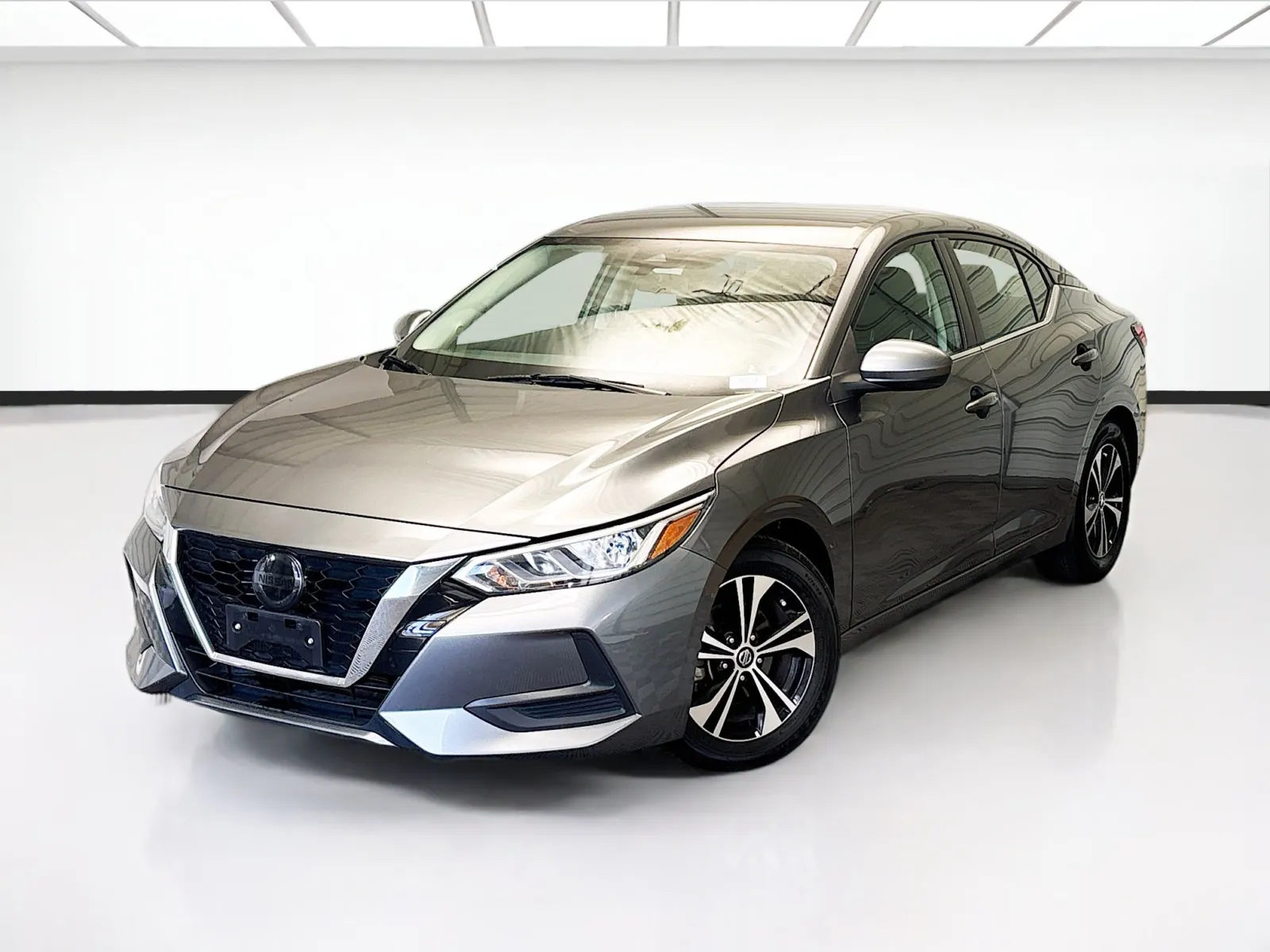 Gray 2022 Nissan Sentra SV for sale in Chandler, AZ