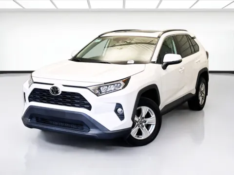 White 2021 Toyota RAV4 XLE for sale in Chandler, AZ