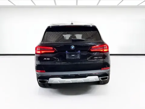 More photos of 2022 BMW X5 xDrive45e at STG Chandler, AZ