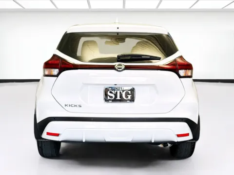 More photos of 2021 Nissan Kicks S at STG Chandler, AZ