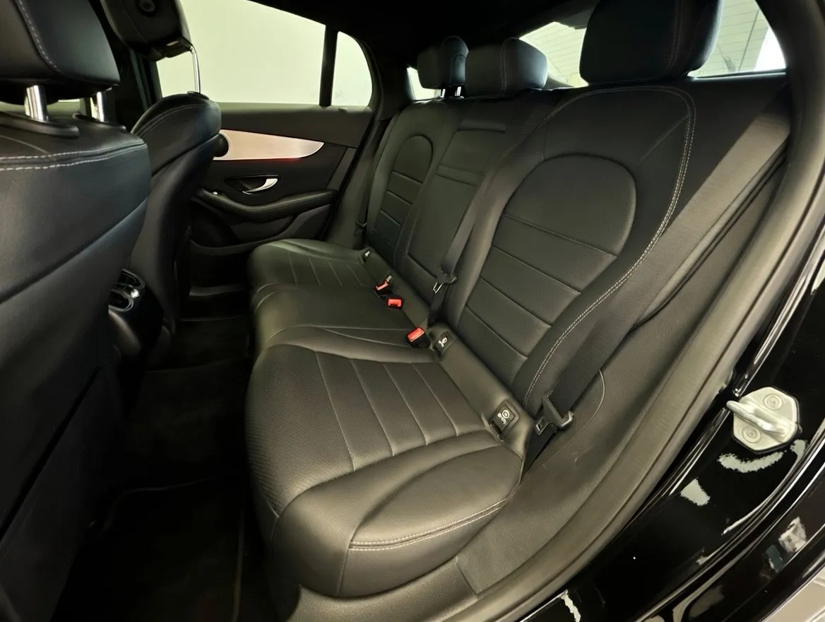 2021 Mercedes-Benz GLC Coupe GLC300 - Photo 14
