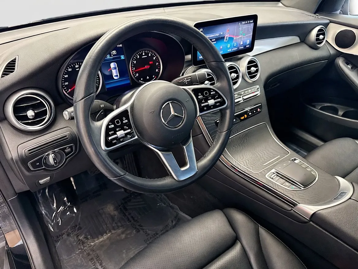 2021 Mercedes-Benz GLC Coupe GLC300 - Photo 7
