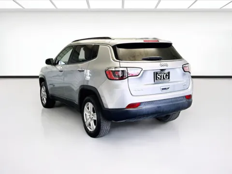 More photos of 2022 Jeep Compass Latitude at STG Chandler, AZ