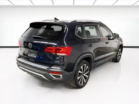 More photos of 2022 Volkswagen Taos SE at STG Chandler, AZ