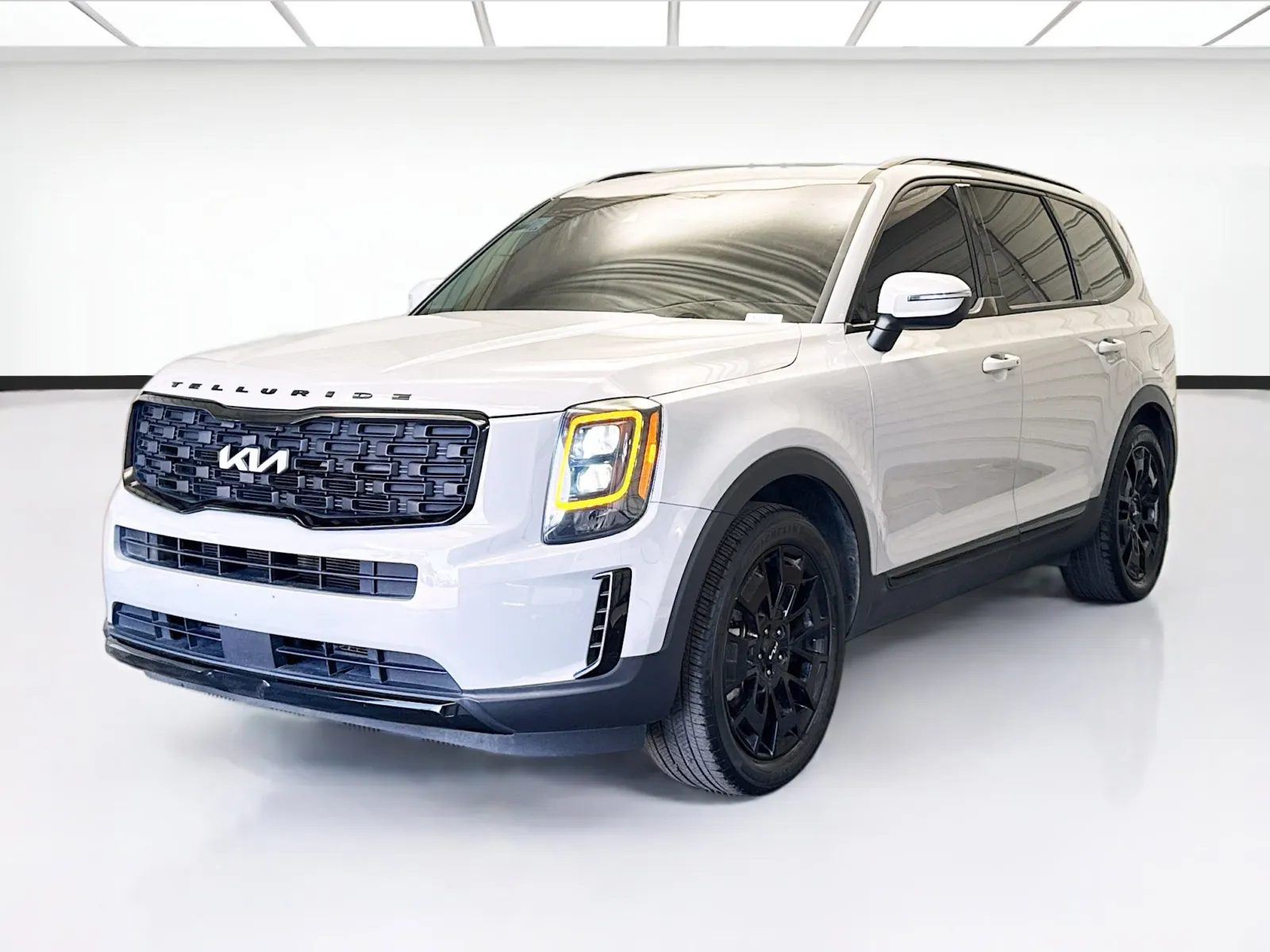 Gray 2022 Kia Telluride EX for sale in Chandler, AZ