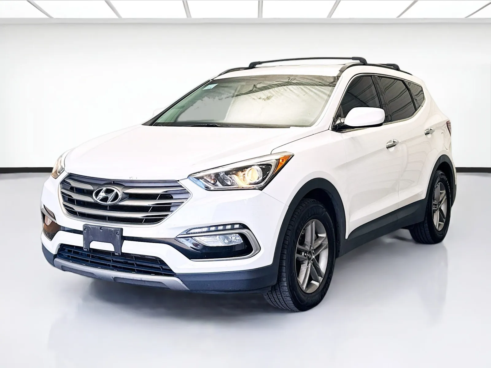 White 2017 Hyundai Santa Fe Sport 2.4L for sale in Chandler, AZ