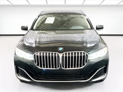 Photos of 2020 BMW 7 Series 740i for sale in Chandler, AZ at STG Chandler