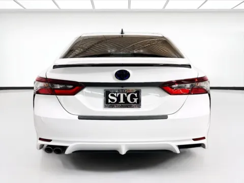 More photos of 2022 Toyota Camry Hybrid SE at STG Chandler, AZ
