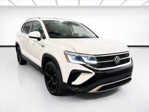 Another view of 2022 Volkswagen Taos SEL for sale in Chandler, AZ at STG Chandler