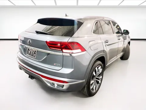 More photos of 2020 Volkswagen Atlas Cross Sport 3.6L V6 SEL R-Line at STG Chandler, AZ