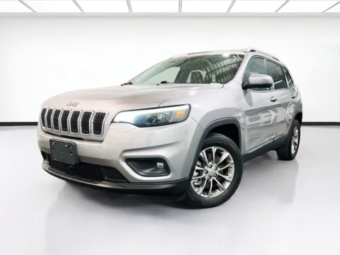 Silver 2021 Jeep Cherokee Latitude Lux for sale in Chandler, AZ