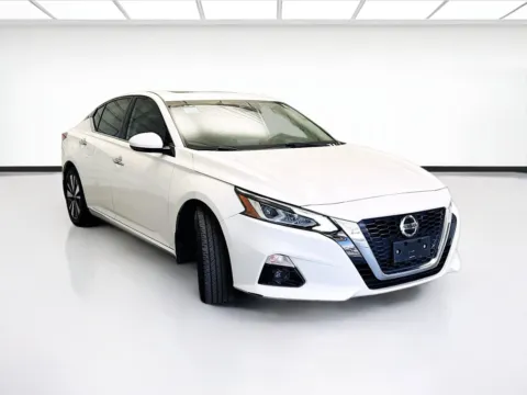 Another view of 2019 Nissan Altima 2.5 SL for sale in Chandler, AZ at STG Chandler