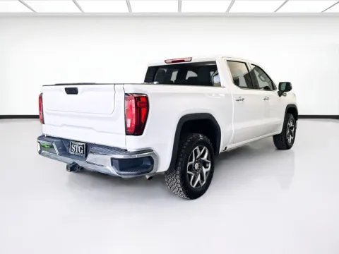 More photos of 2022 GMC Sierra 1500 SLT at STG Chandler, AZ