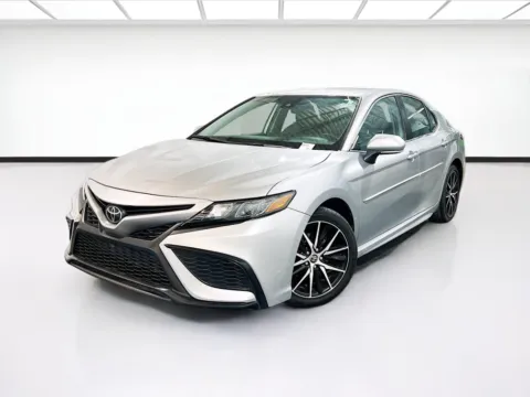 Silver 2022 Toyota Camry SE for sale in Chandler, AZ