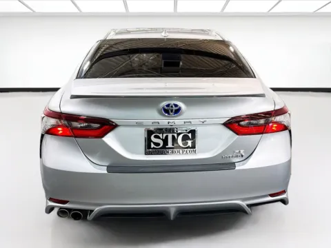 More photos of 2022 Toyota Camry Hybrid SE at STG Chandler, AZ