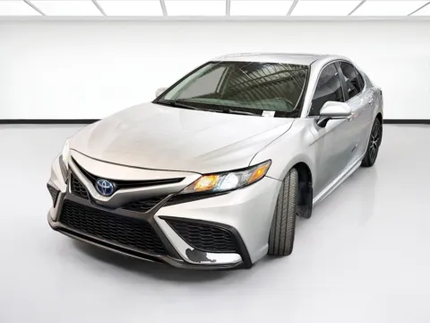 Gray 2022 Toyota Camry Hybrid SE for sale in Chandler, AZ