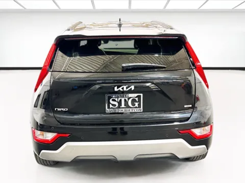 More photos of 2023 Kia Niro SX at STG Chandler, AZ