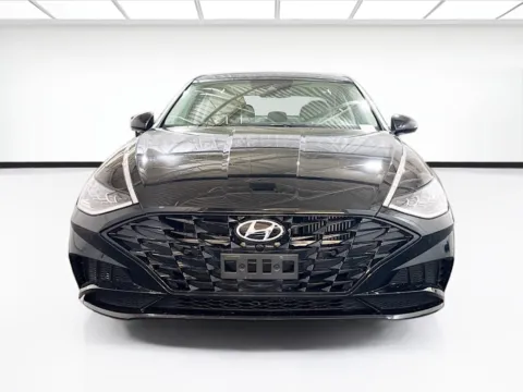 Photos of 2022 Hyundai Sonata Limited for sale in Chandler, AZ at STG Chandler