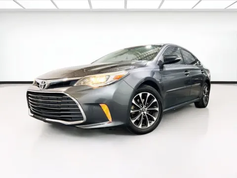 Red 2016 Toyota Avalon Limited for sale in Chandler, AZ