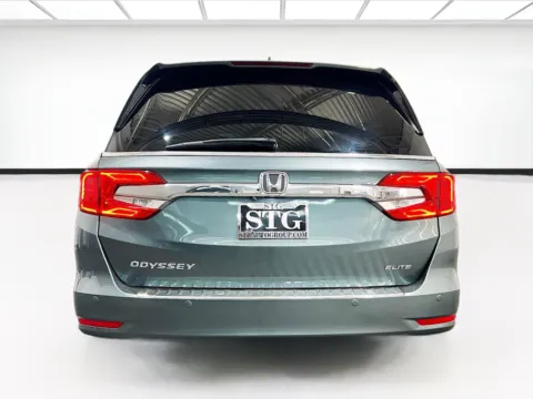 More photos of 2020 Honda Odyssey Elite at STG Chandler, AZ