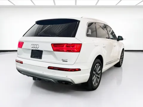 More photos of 2018 Audi Q7 Prestige at STG Chandler, AZ