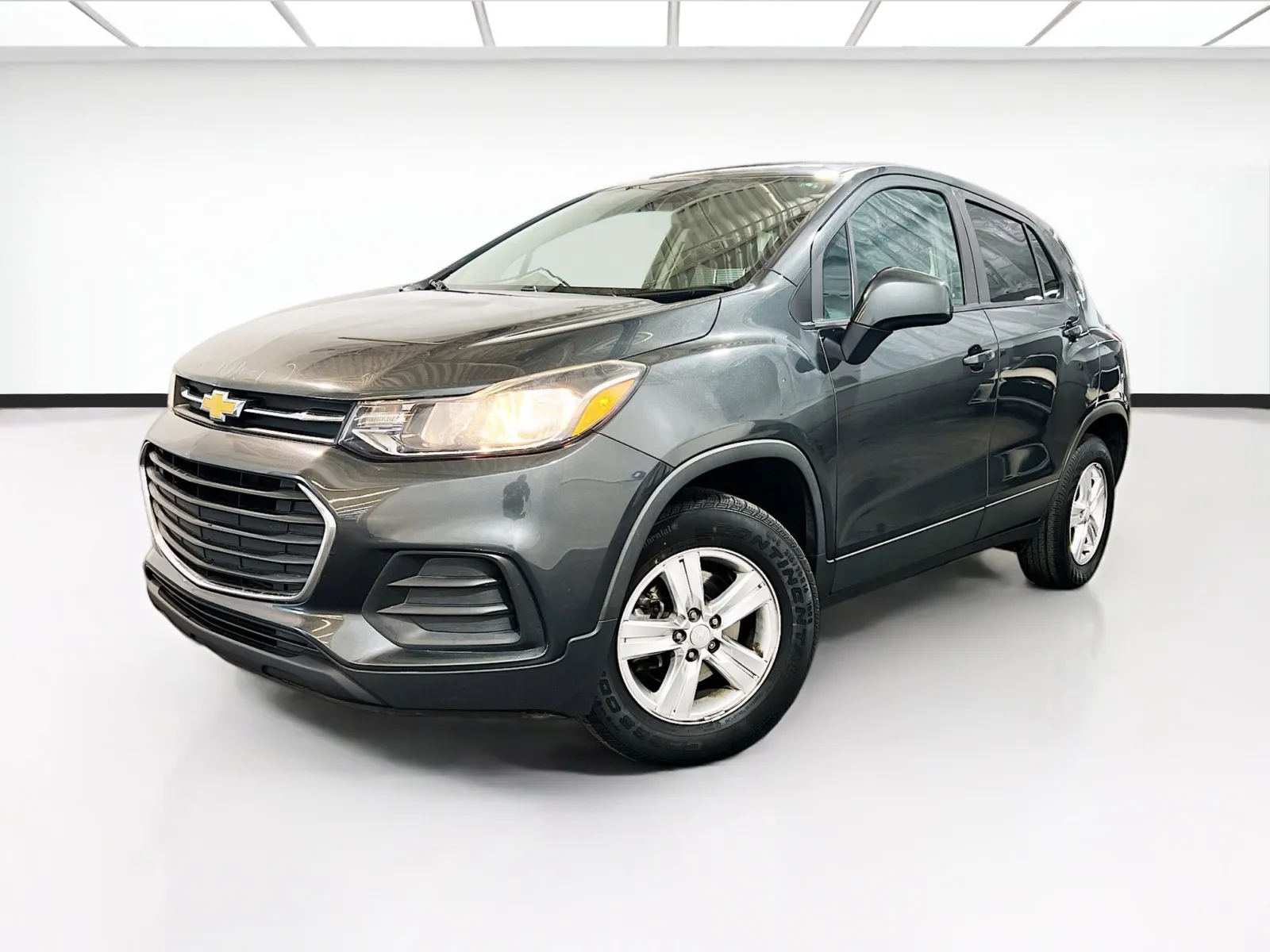 Gray 2019 Chevrolet Trax LS for sale in Chandler, AZ