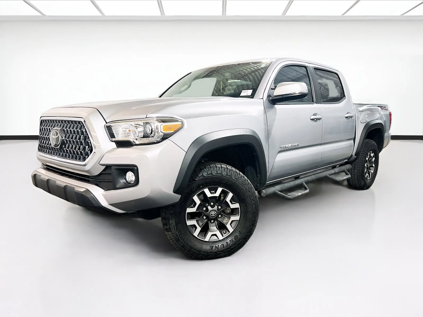 Silver 2019 Toyota Tacoma SR5 for sale in Chandler, AZ