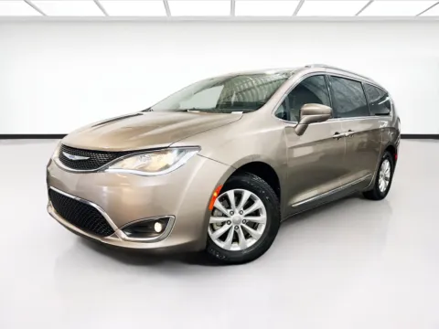 Silver 2018 Chrysler Pacifica Touring L Plus for sale in Chandler, AZ