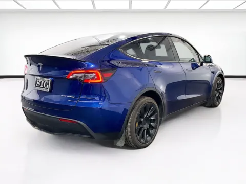 More photos of 2023 Tesla Model Y Long Range at STG Chandler, AZ
