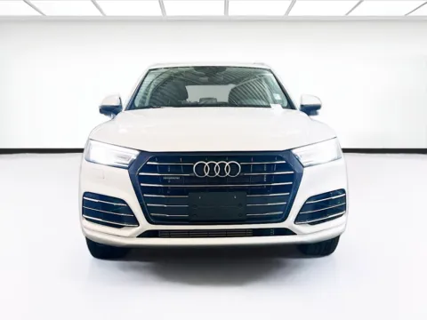 Photos of 2020 Audi Q5 Premium for sale in Chandler, AZ at STG Chandler