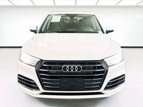 Photos of 2020 Audi Q5 Premium for sale in Chandler, AZ at STG Chandler