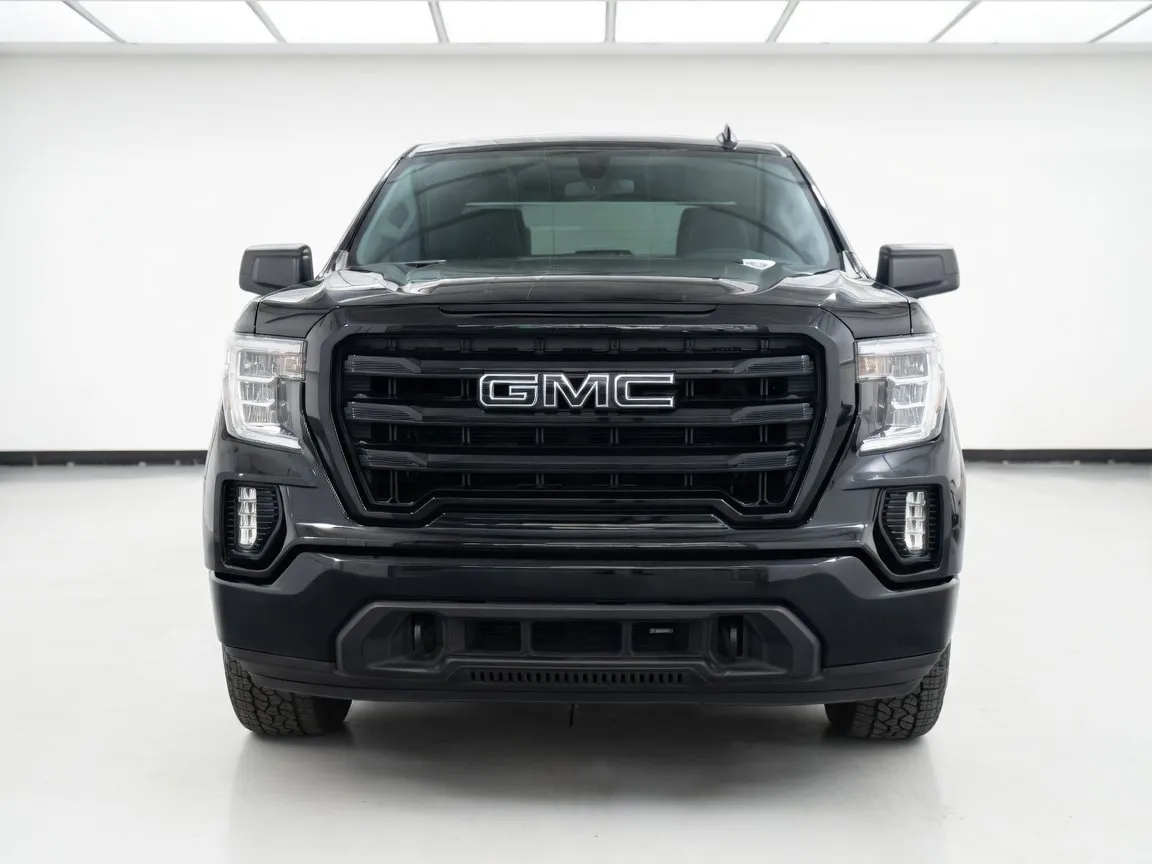 GMC Sierra photo 2