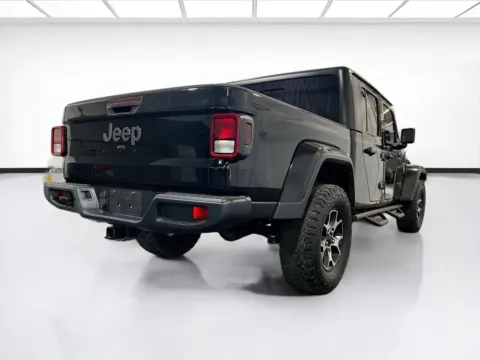 More photos of 2021 Jeep Gladiator 80th Anniversary at STG Chandler, AZ
