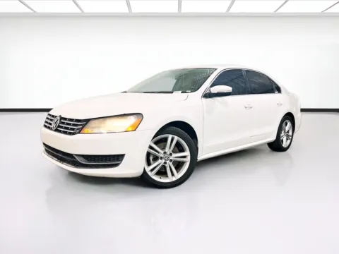 Black 2015 Volkswagen Passat 2.0L TDI SE for sale in Chandler, AZ