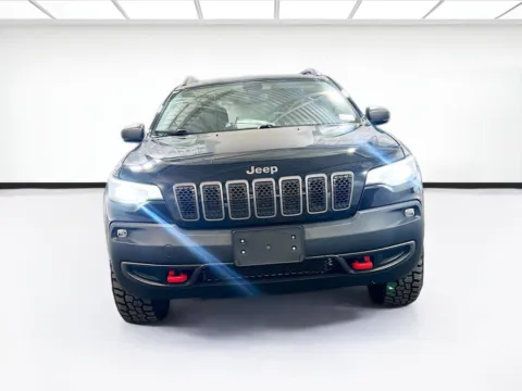 Photos of 2020 Jeep Cherokee Trailhawk for sale in Chandler, AZ at STG Chandler