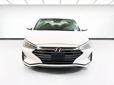 Photos of 2020 Hyundai Elantra SEL for sale in Chandler, AZ at STG Chandler