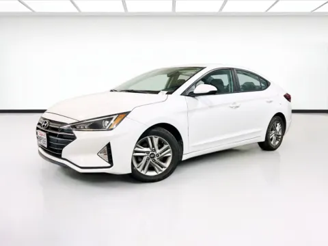 White 2020 Hyundai Elantra SEL for sale in Chandler, AZ