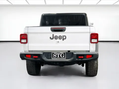 More photos of 2022 Jeep Gladiator Rubicon at STG Chandler, AZ
