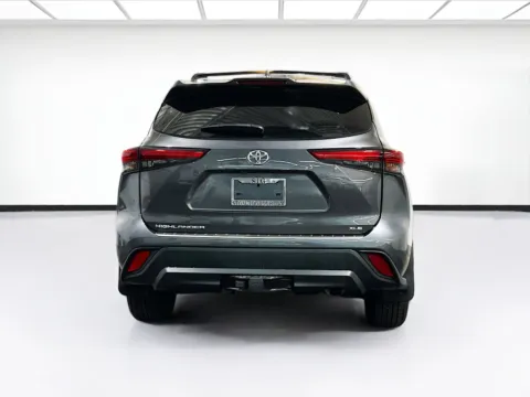 More photos of 2023 Toyota Highlander L at STG Chandler, AZ