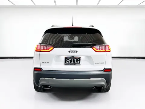 More photos of 2022 Jeep Cherokee Limited at STG Chandler, AZ
