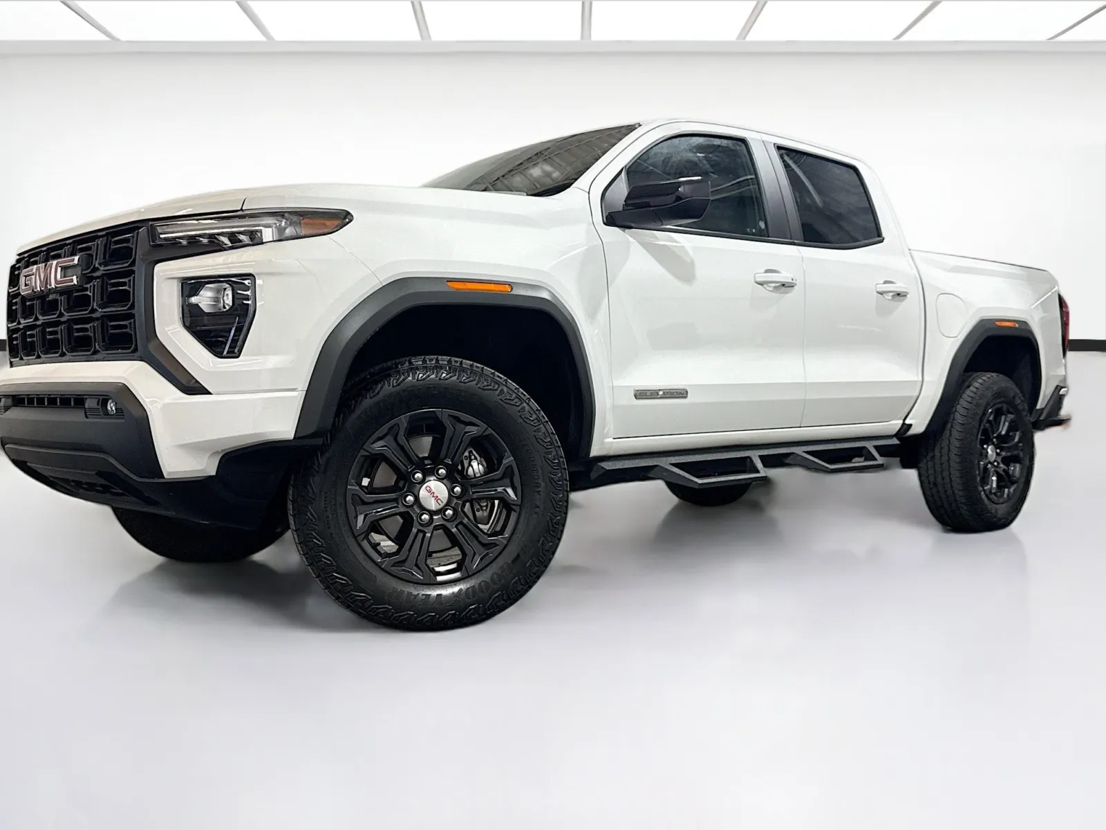 White 2024 GMC Canyon 2WD Elevation for sale in Chandler, AZ