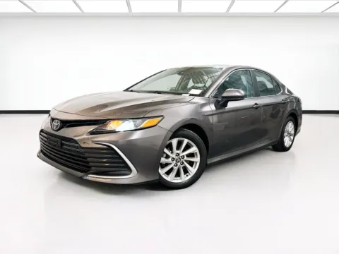 Green 2021 Toyota Camry LE for sale in Chandler, AZ