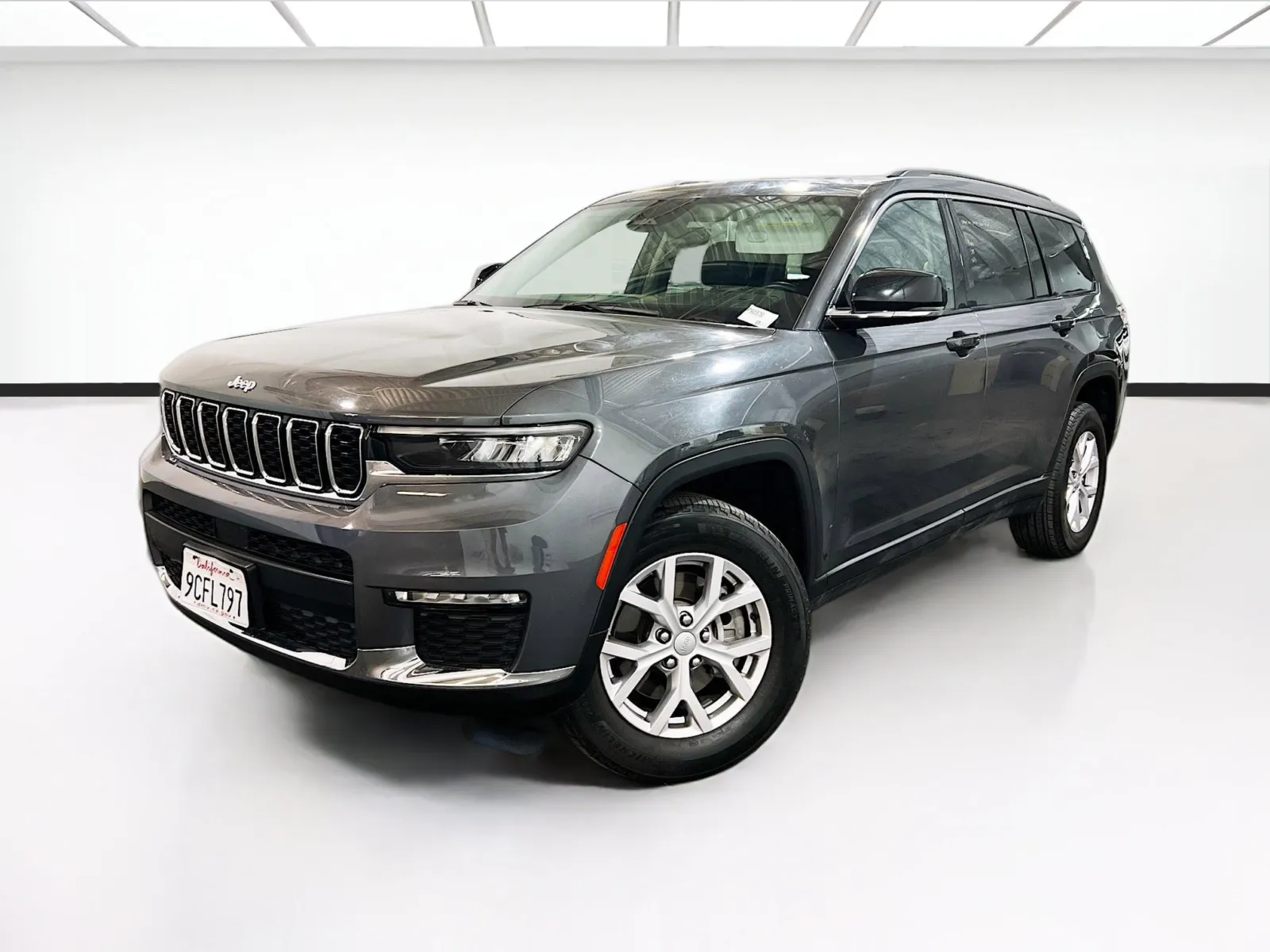 Gray 2022 Jeep Grand Cherokee L Limited for sale in Chandler, AZ