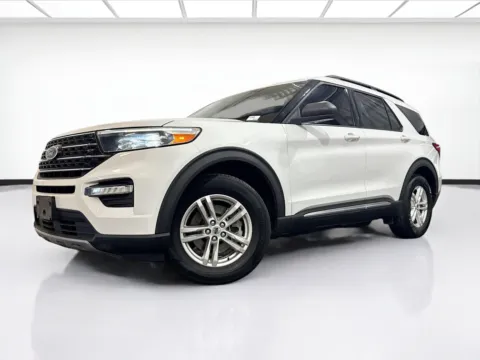 White 2020 Ford Explorer XLT for sale in Chandler, AZ